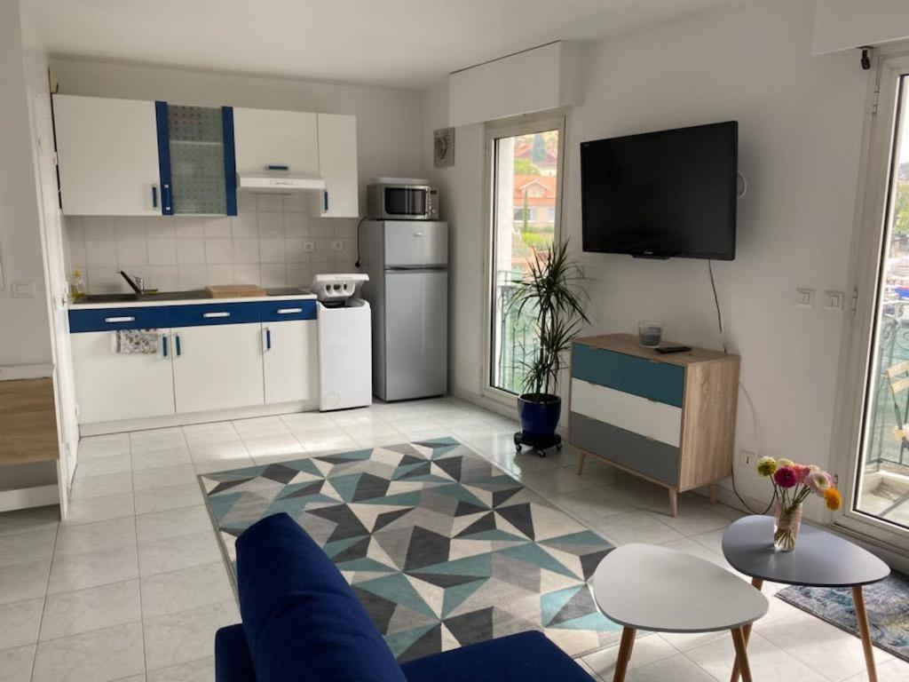 Appartement Studio Sanary Centre Exteriör bild